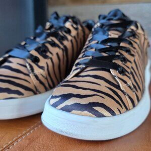 Rampage Zebra Print Sneakers Women’s 8  Lace Up Y2K Animal Print EUC